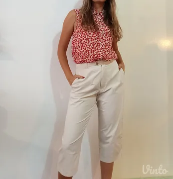 Bež kapri pantalone