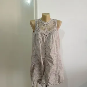 Predivna krem bluza sa čipkom