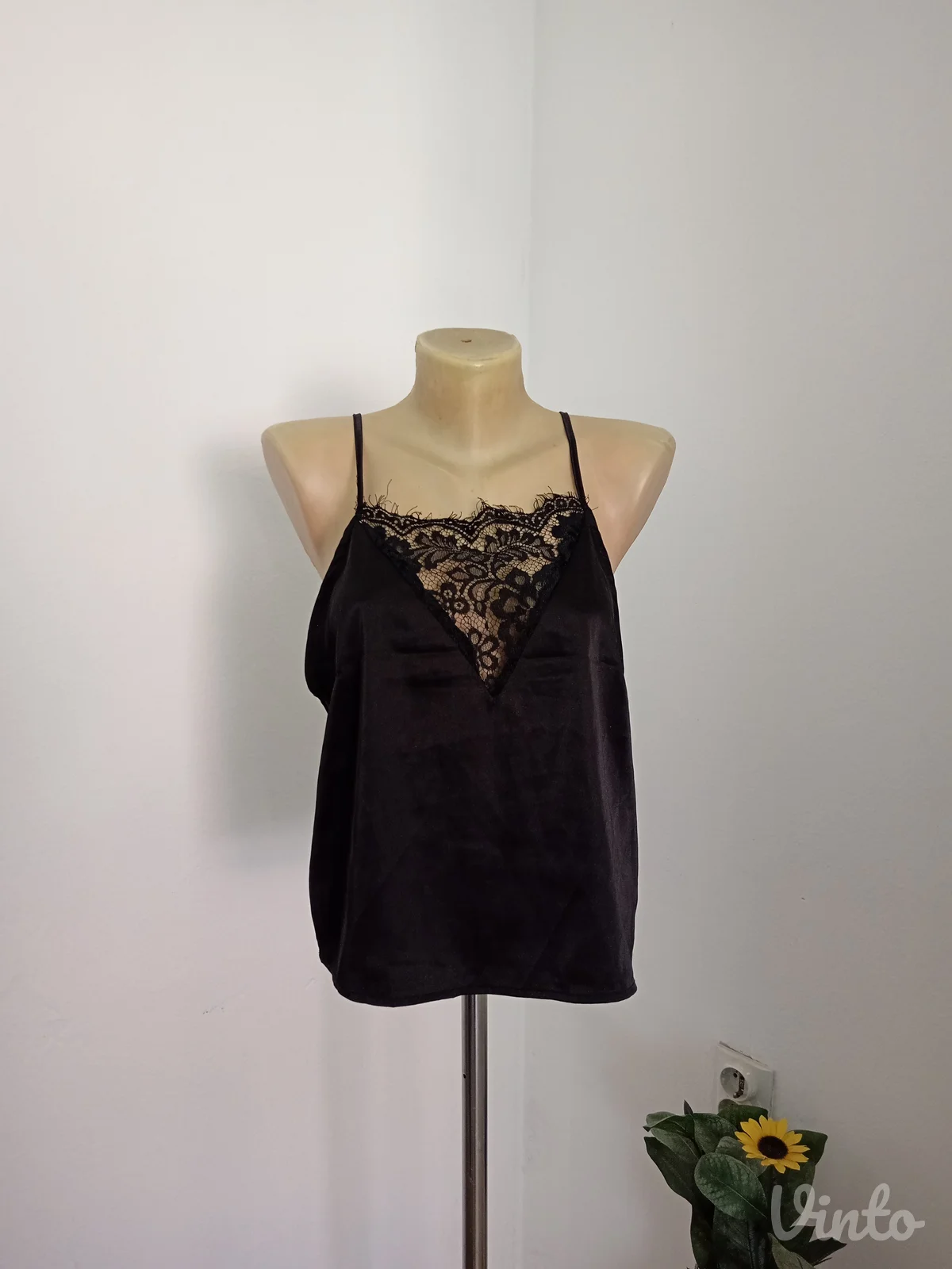 Shein crna bluza od satena