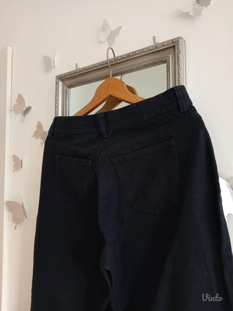 Pamučne crne farmerice