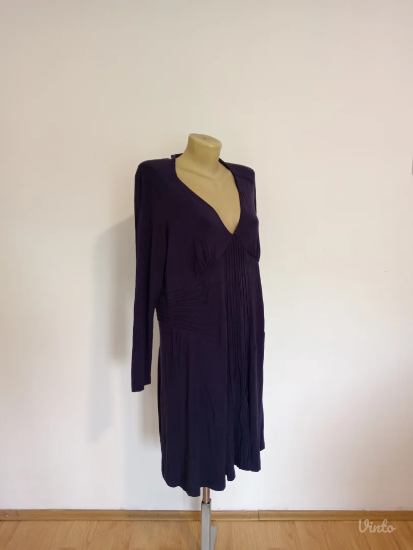 Predivna ljubičasta haljina od viskoze