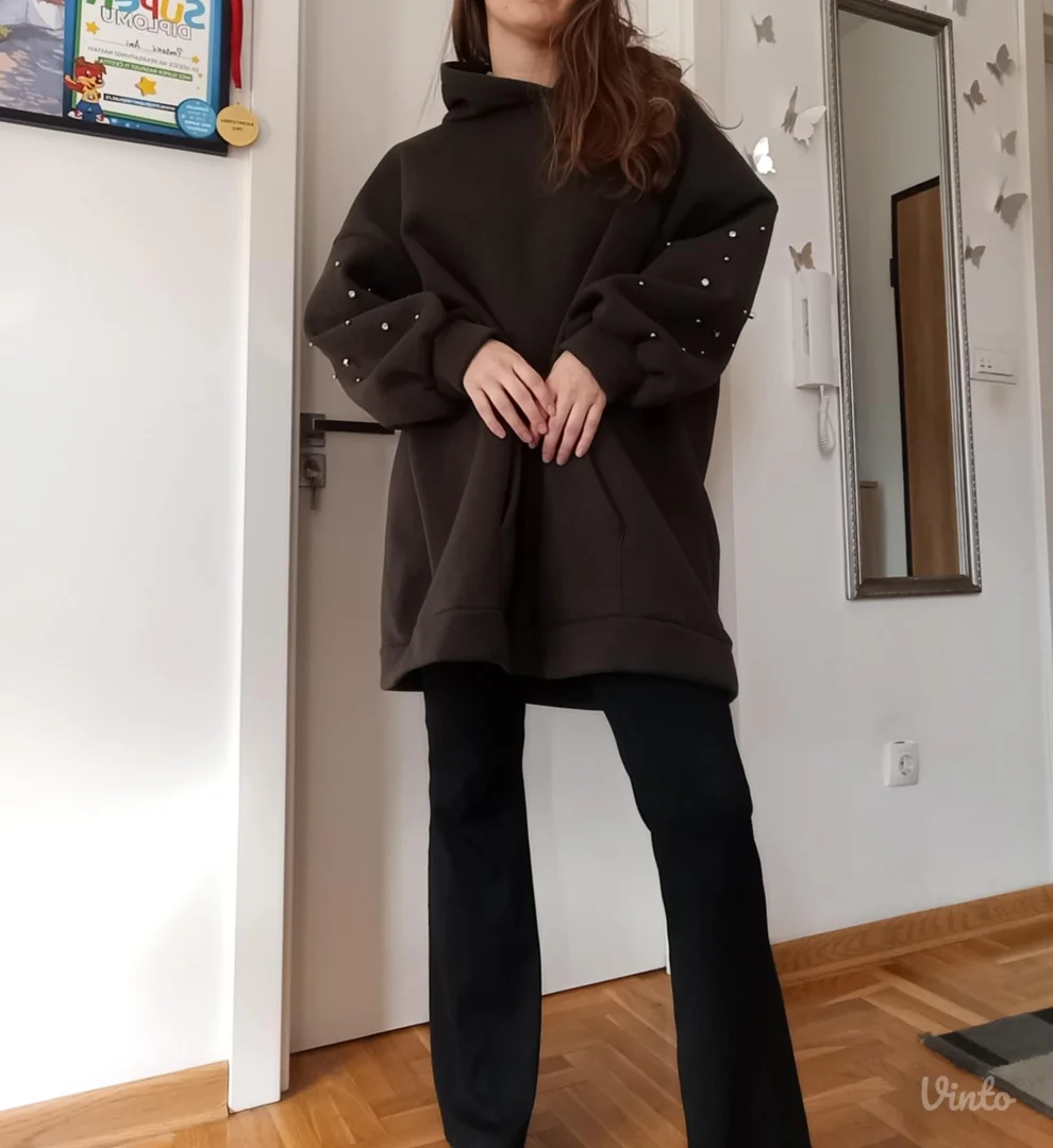 Zelena dukserica NOVO