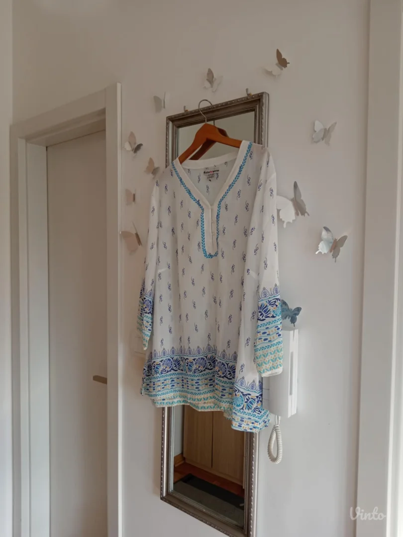 Predivna šarena bluza košulja