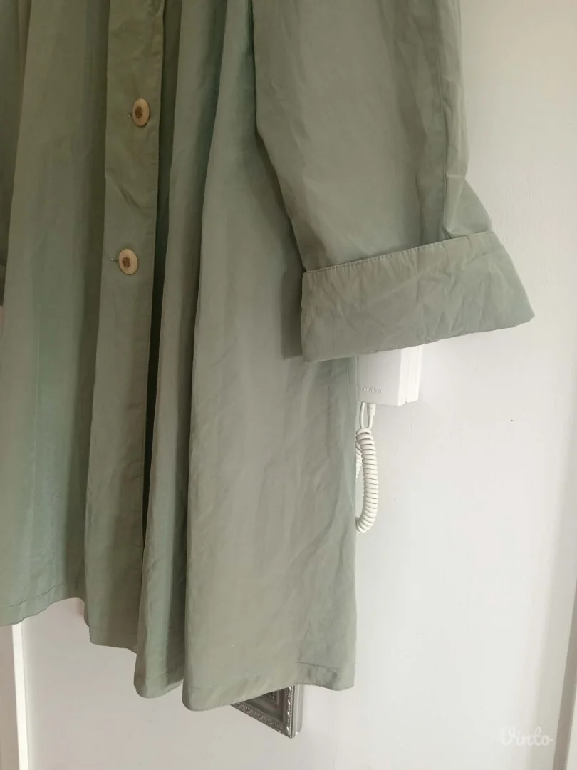 Mantil zelene boje Novelti