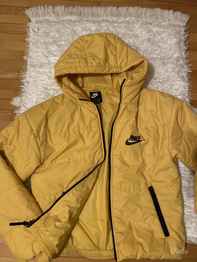 Nike zenska jakna XS