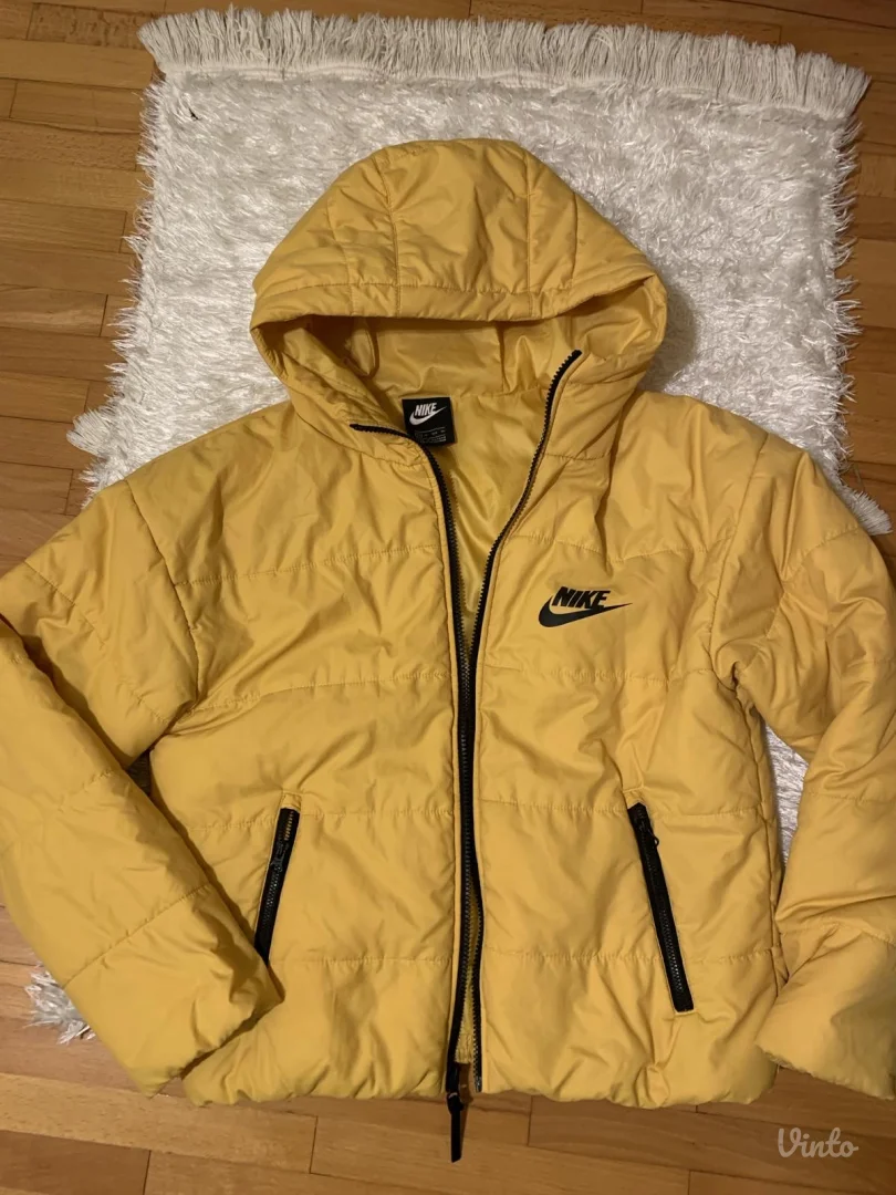 Nike zenska jakna XS