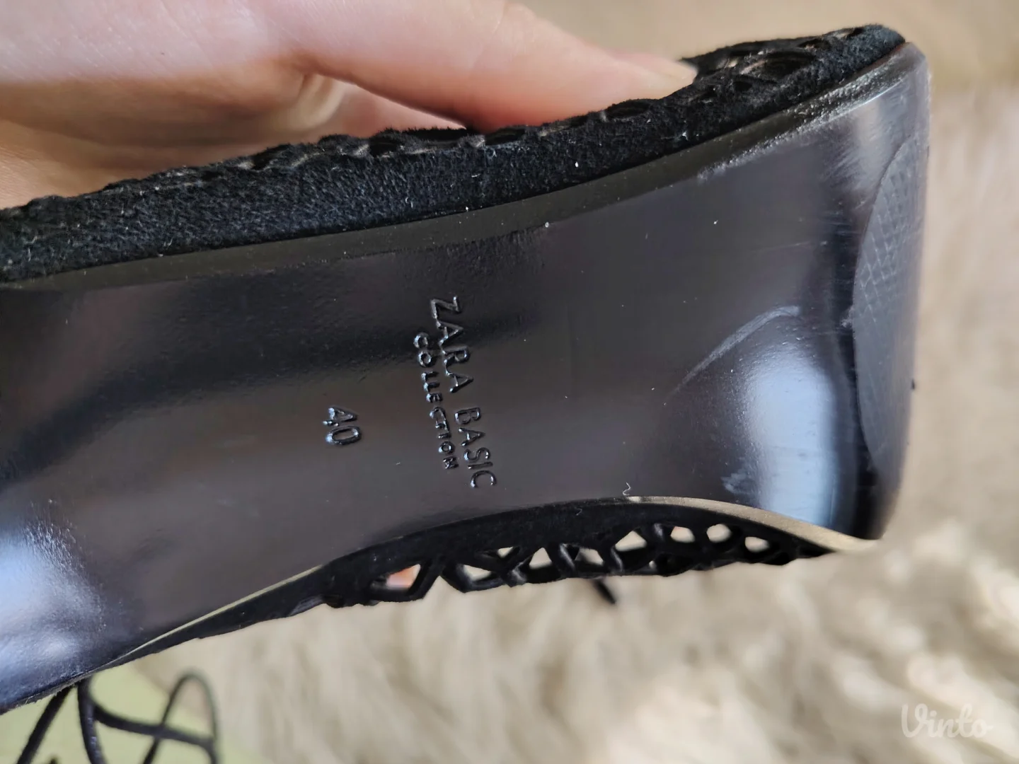 Zara Čizme na Visoku Petu - Geometrijski Dizajn