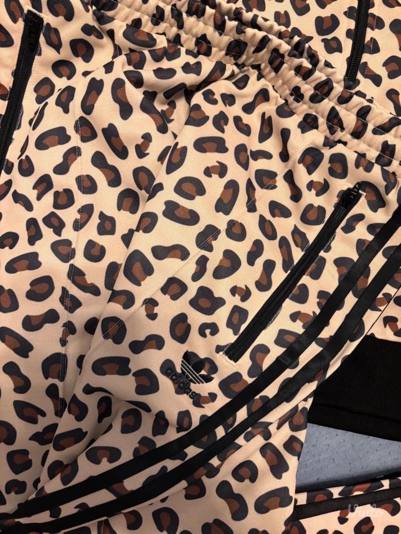 Adidas original nova trenerica