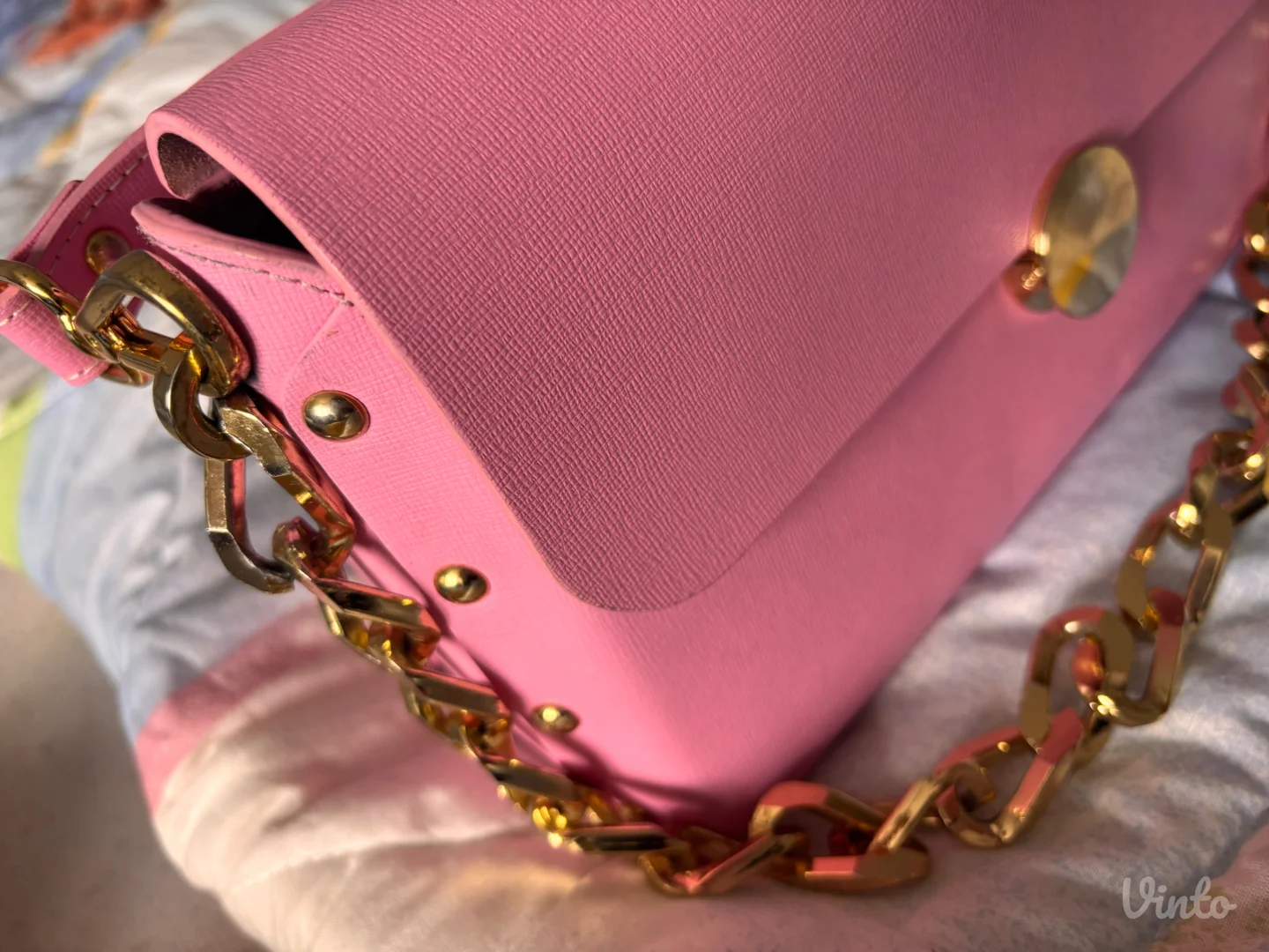 Mona kozna tasna pink