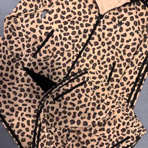 Adidas original nova trenerica