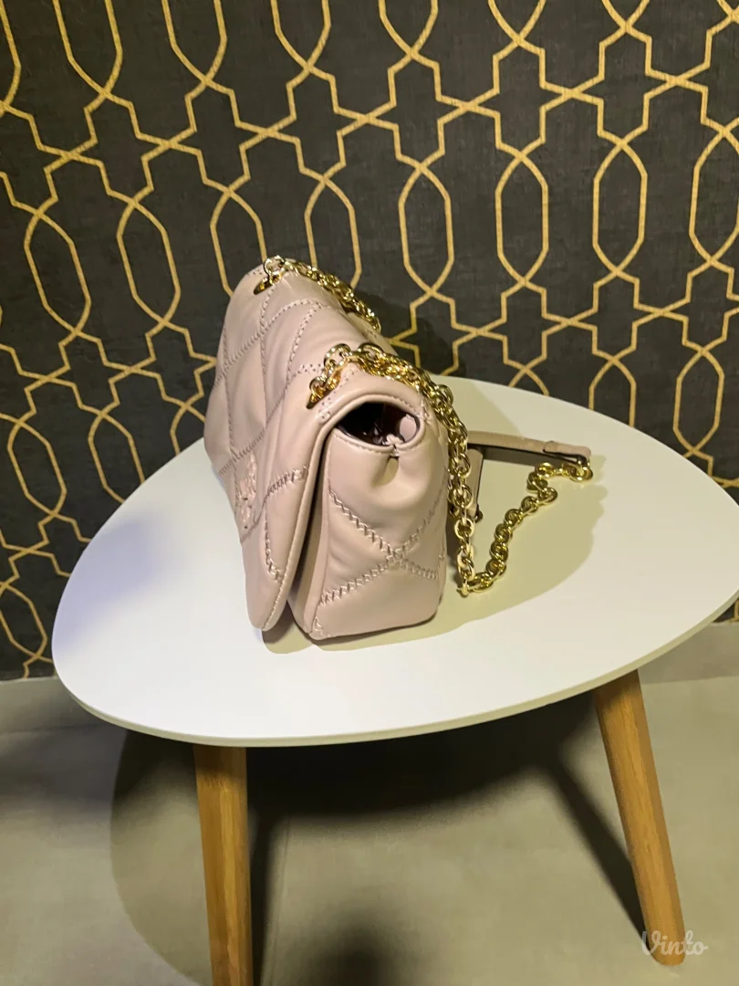 Bež nine west torbica