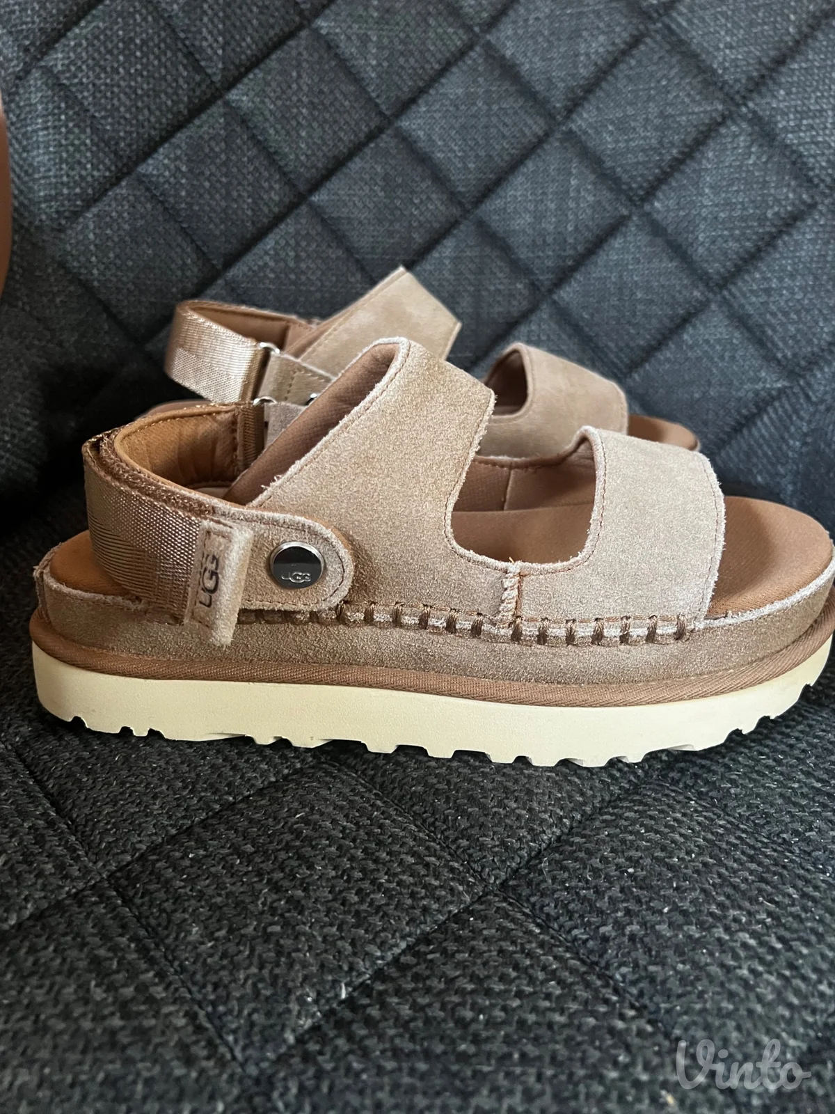 UGG Sandale