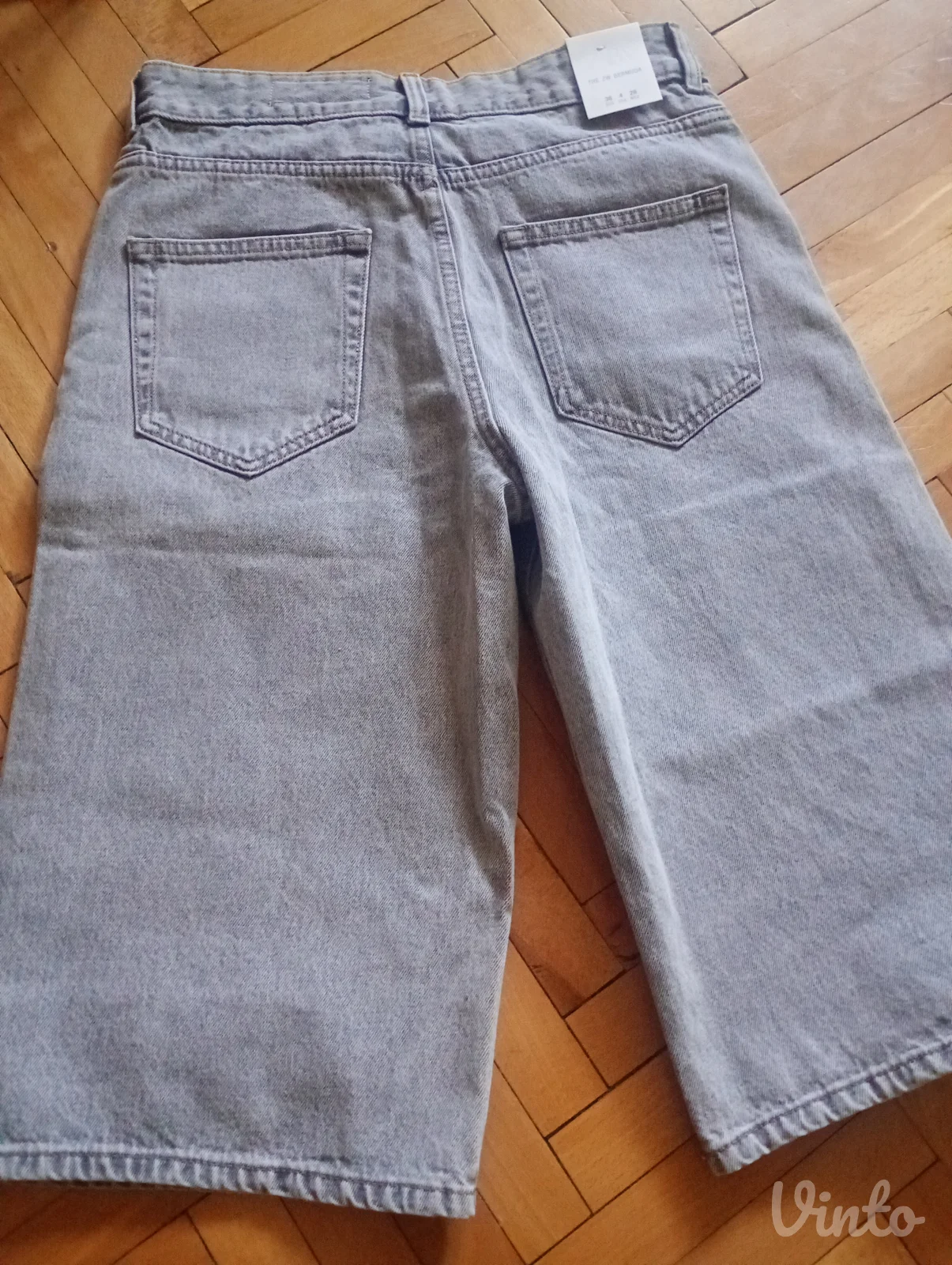Zara Nove bermude