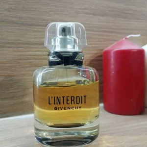 Givenchy l interdit