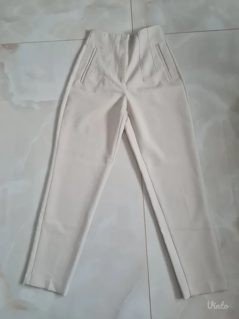 Zara pantalone