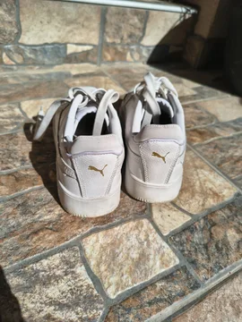 Puma bele patike