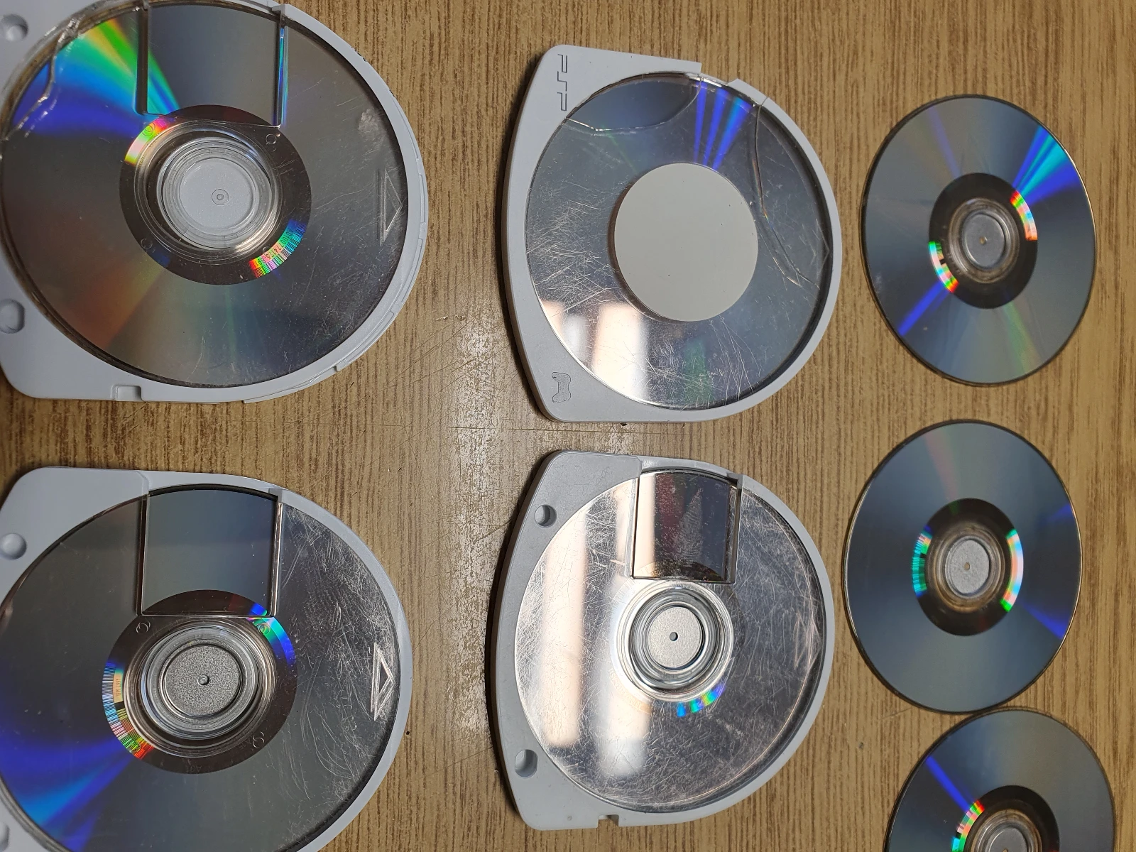 Igrice za Sony PSP gta,rainbow six