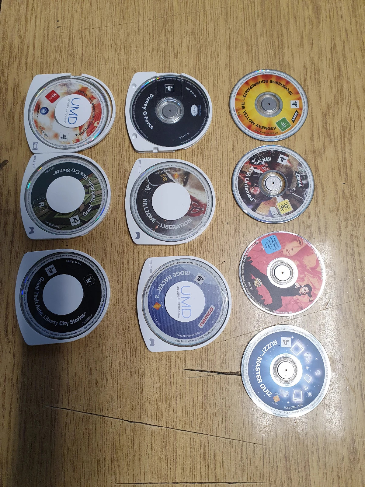 Igrice za Sony PSP gta,rainbow six