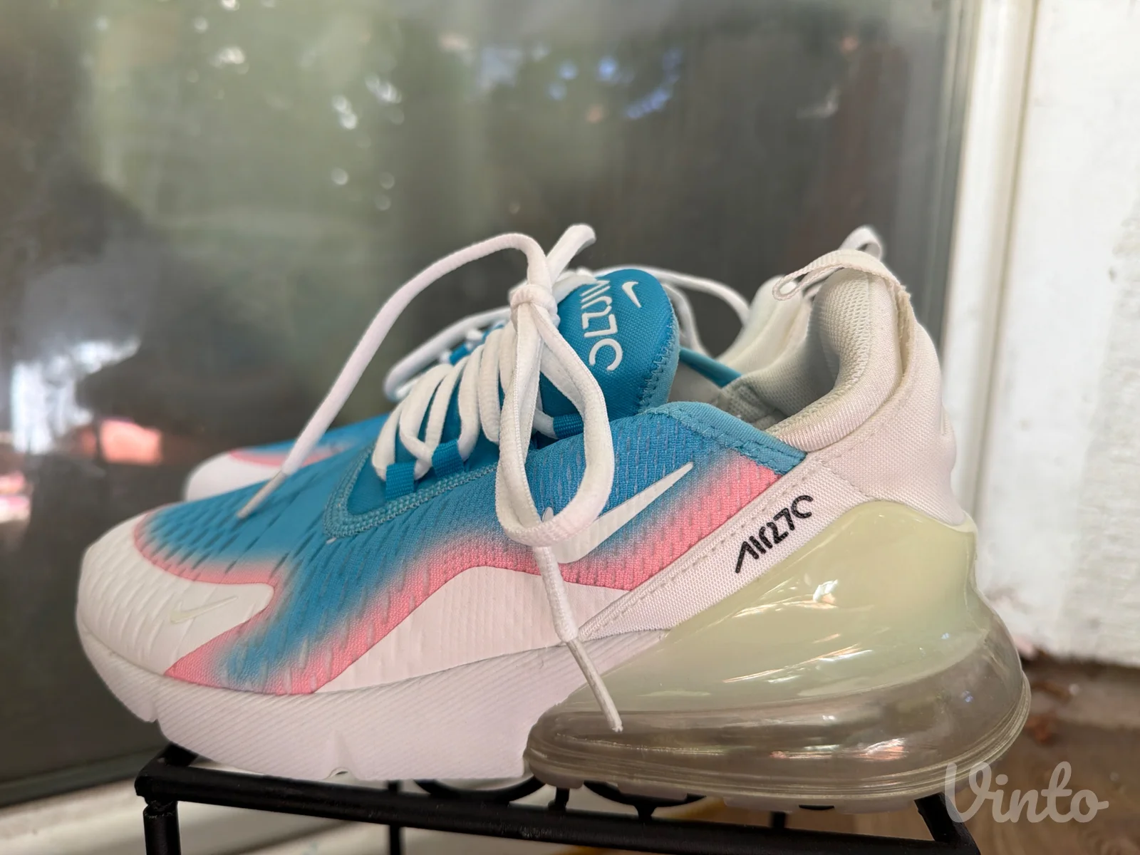 Nike Air Max 270
