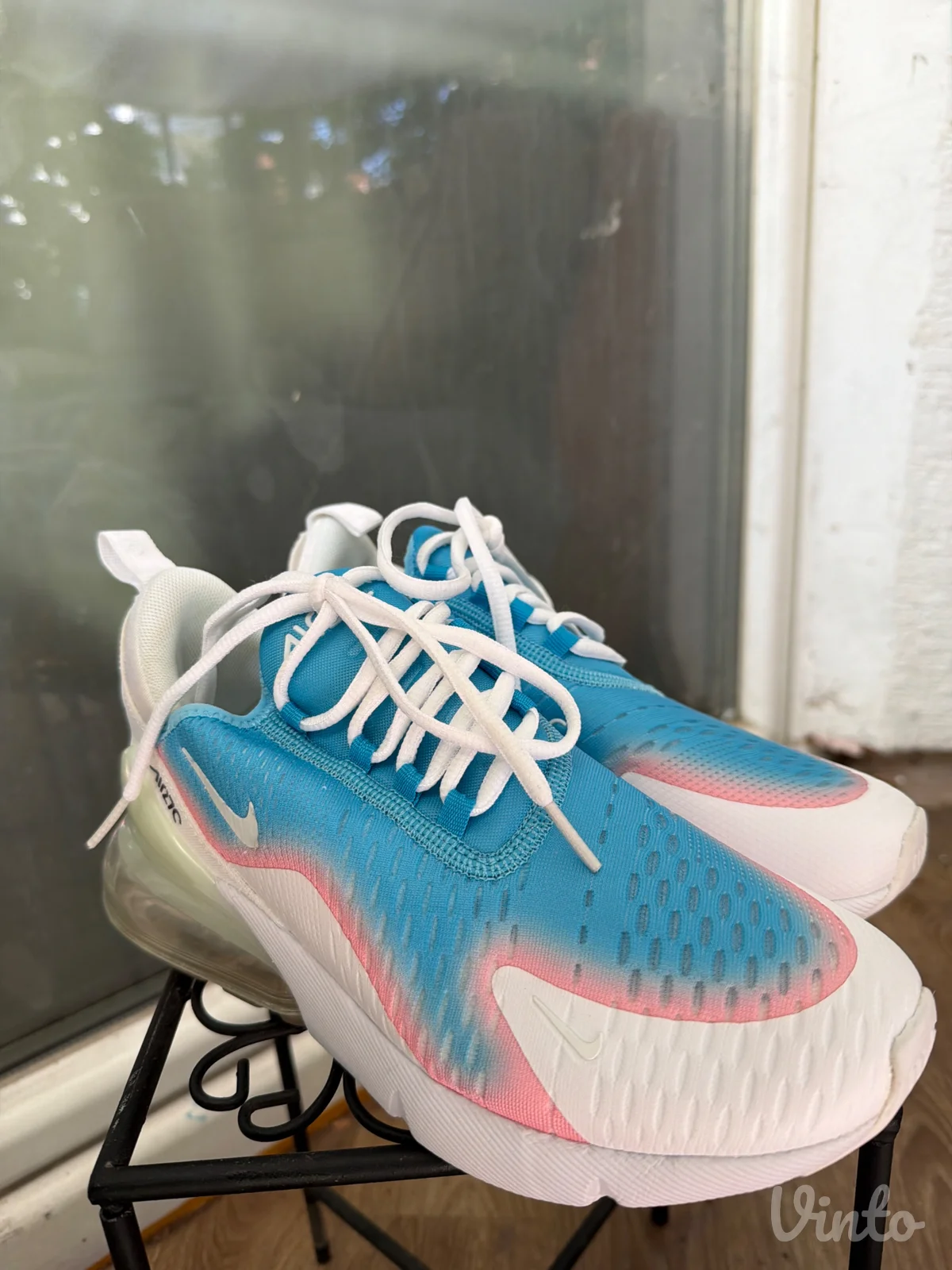 Nike Air Max 270