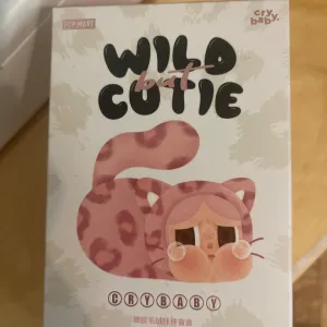 Crybaby privezak original