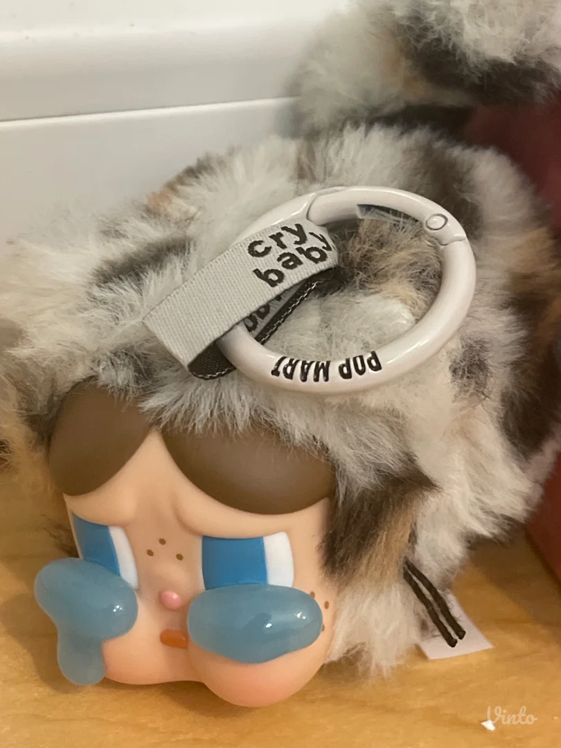 Crybaby privezak original