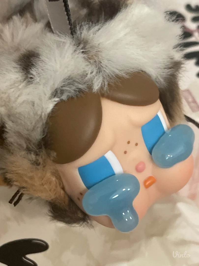 Crybaby privezak original