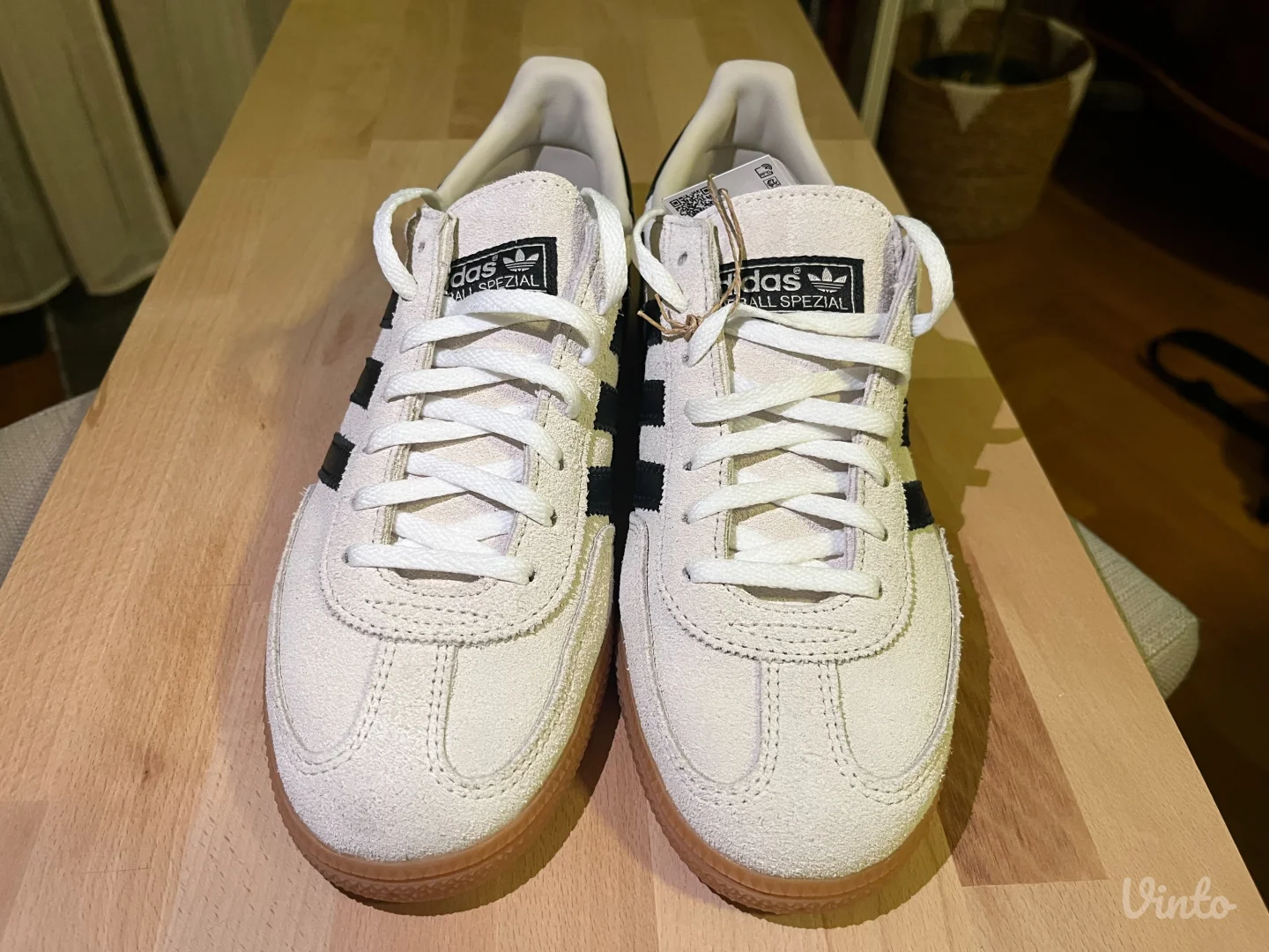 Adidas Spezial nove patike br. 41 1/3