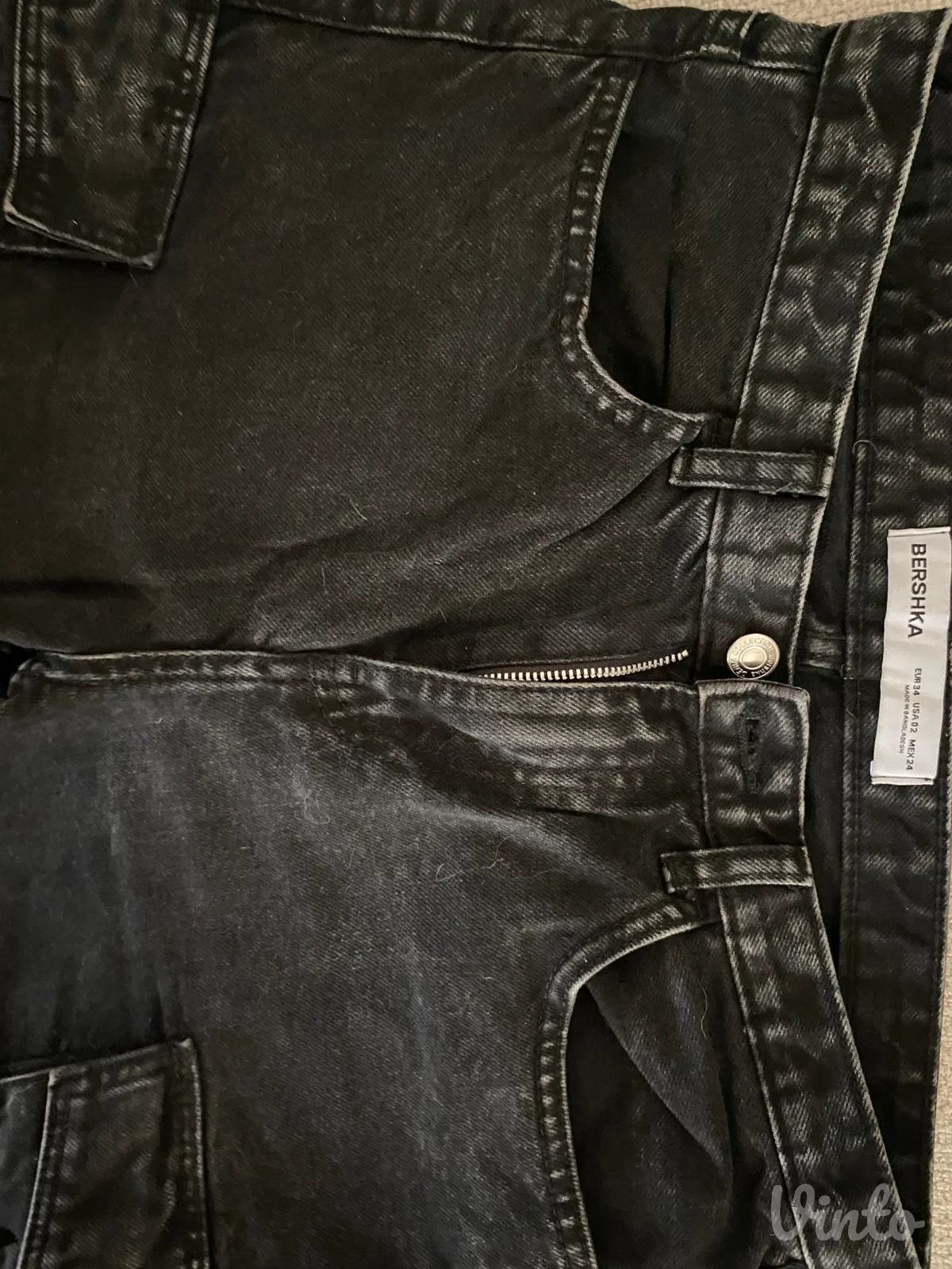 BERSHKA crne farmerke sa džepovima