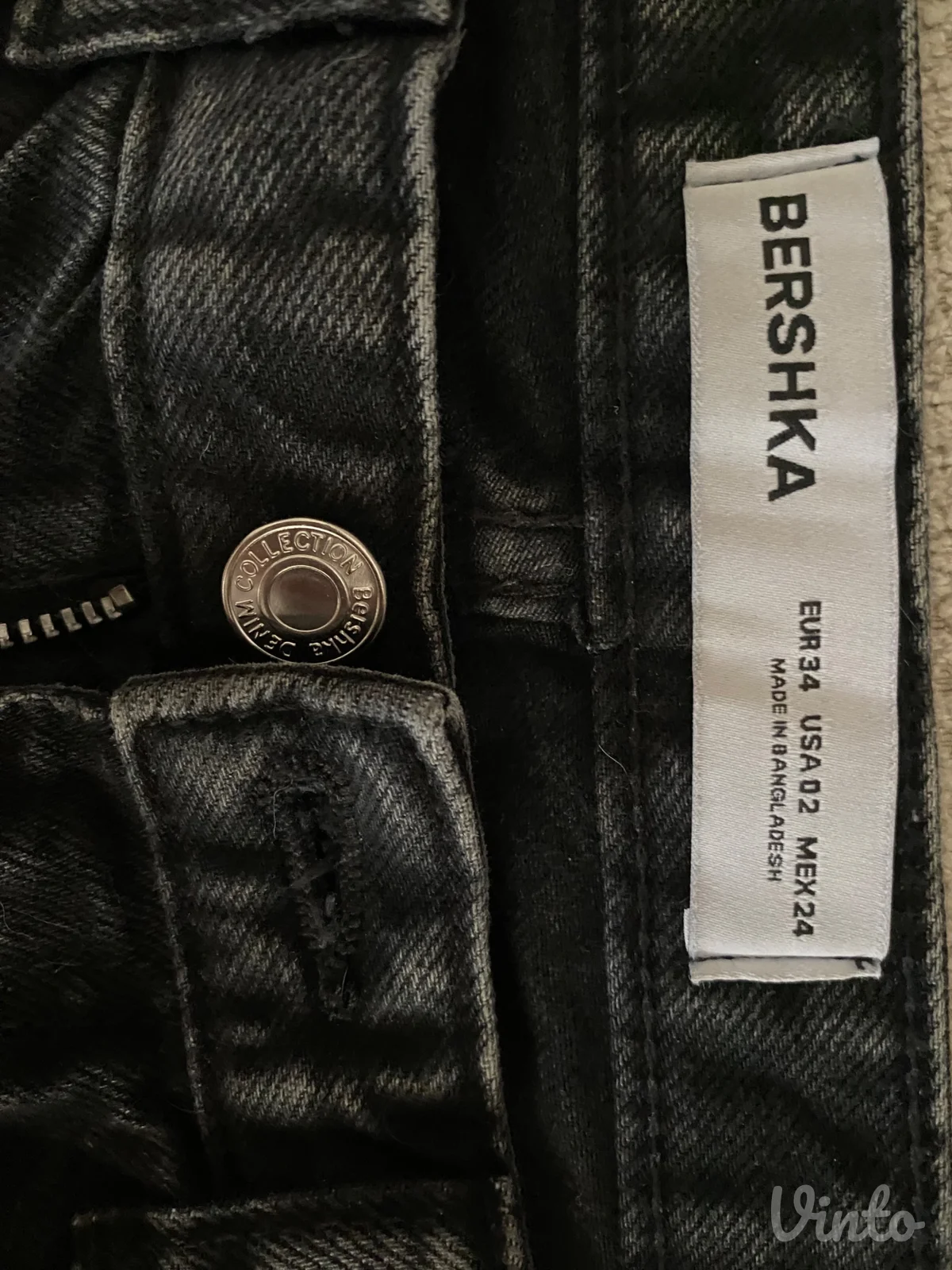 BERSHKA crne farmerke sa džepovima