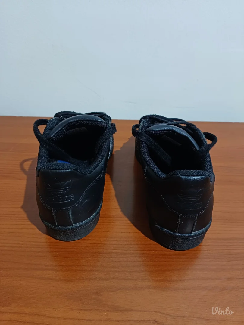 Adidas Superstar 38