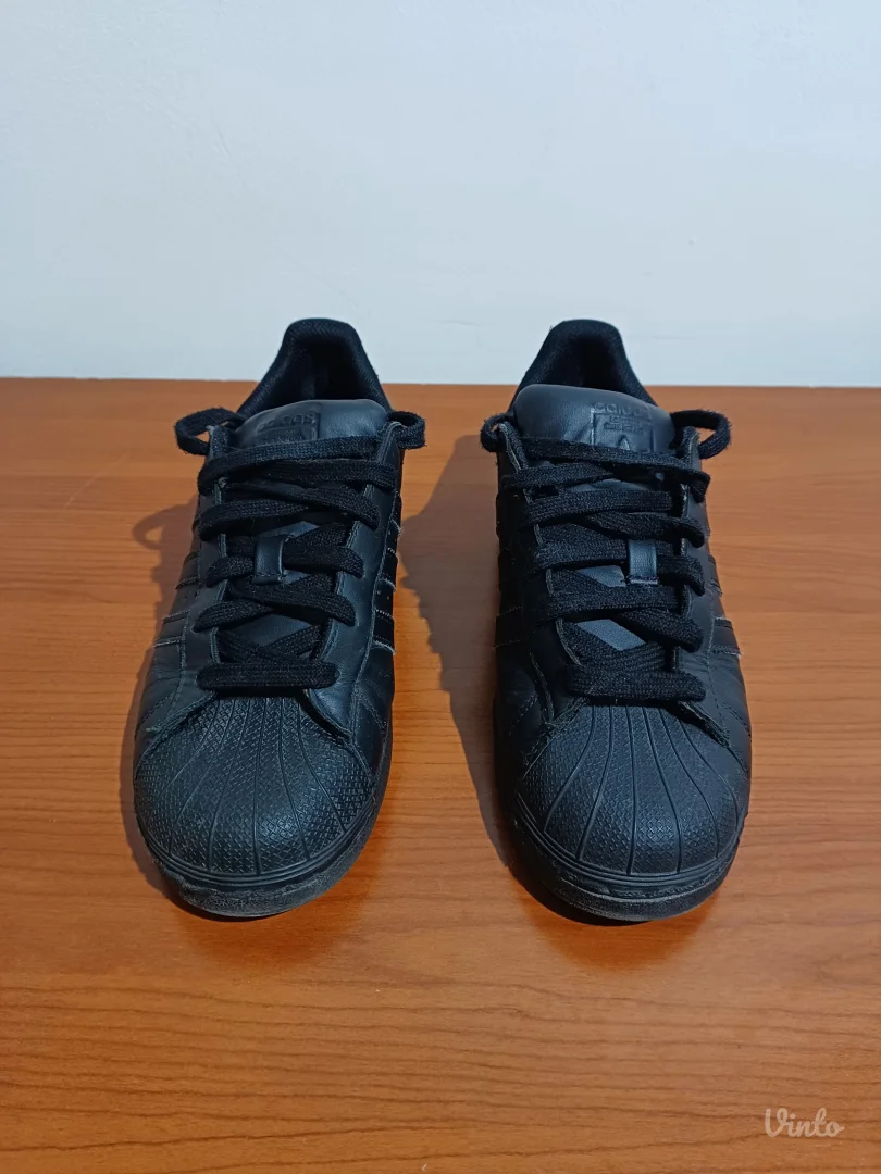 Adidas Superstar 38