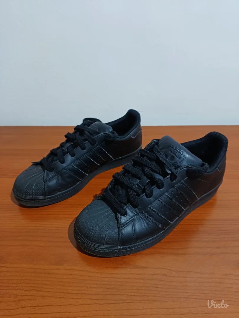 Adidas Superstar 38