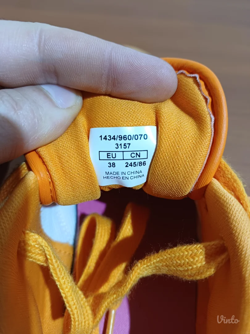 Narandzaste Patike 38