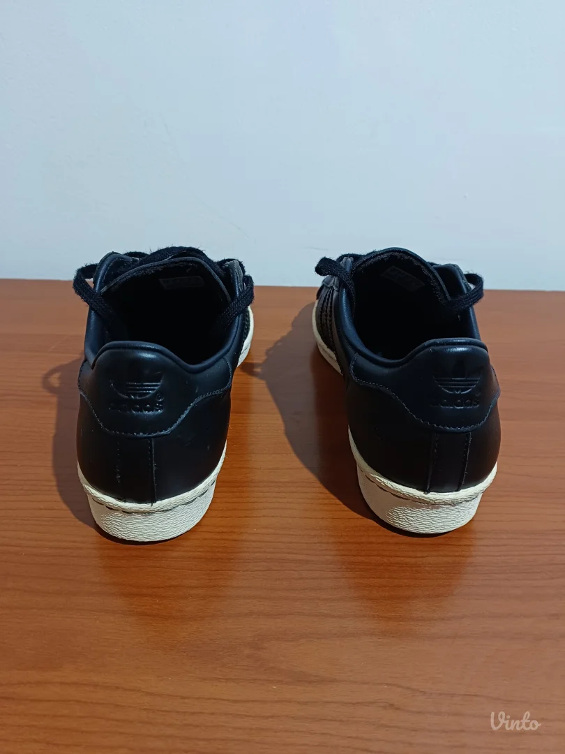 Adidas Superstar 39