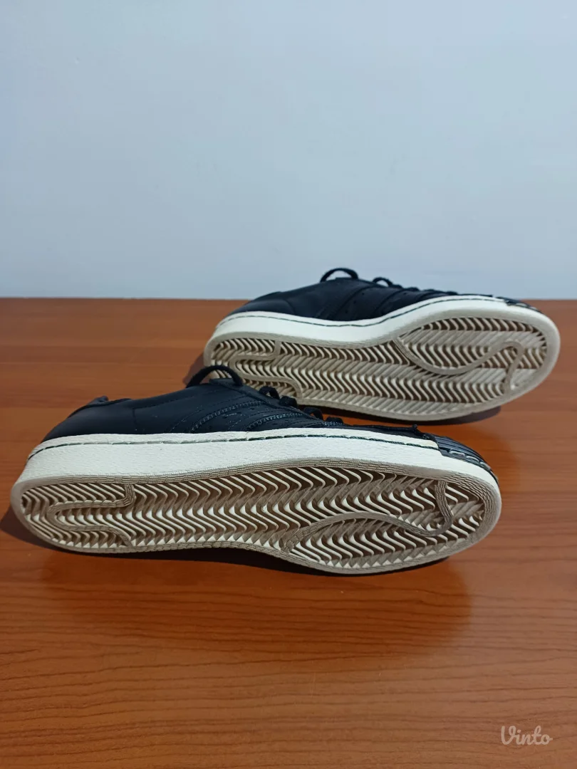 Adidas Superstar 39