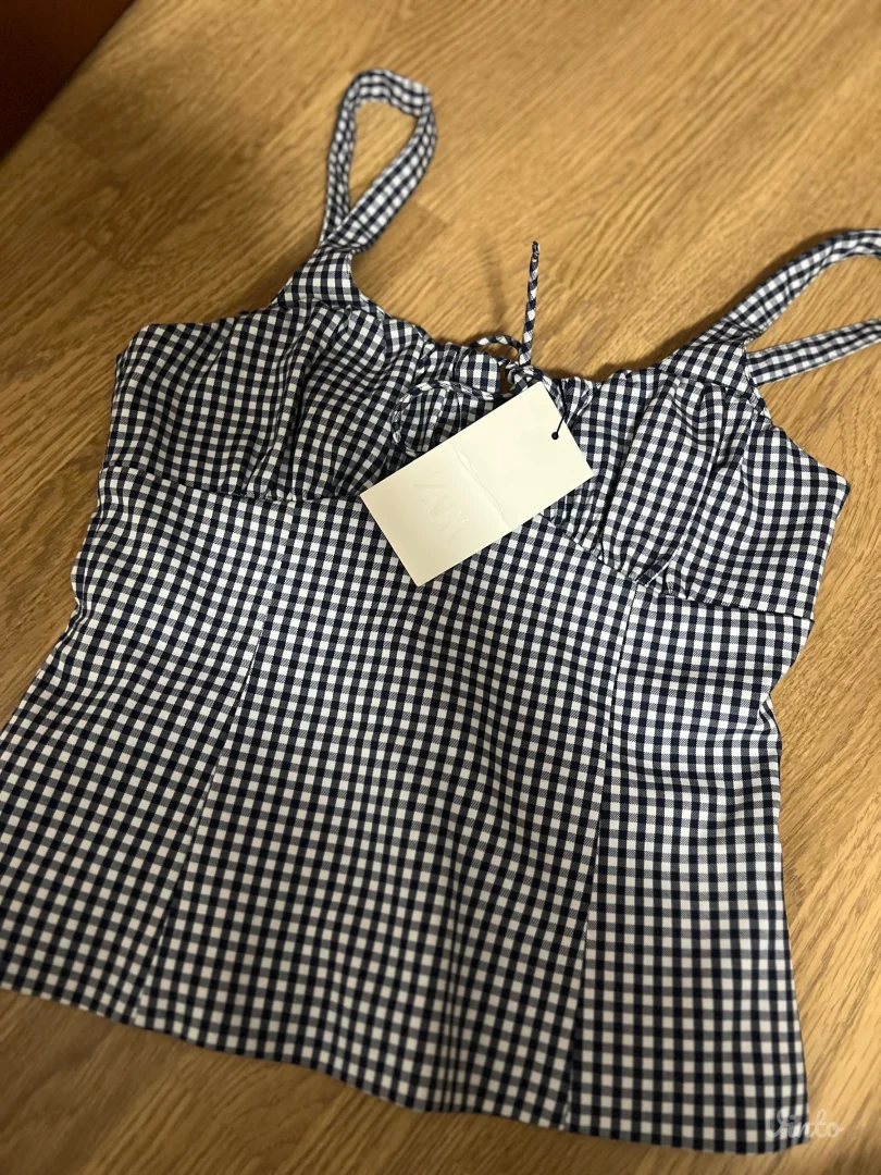 Zara nov top