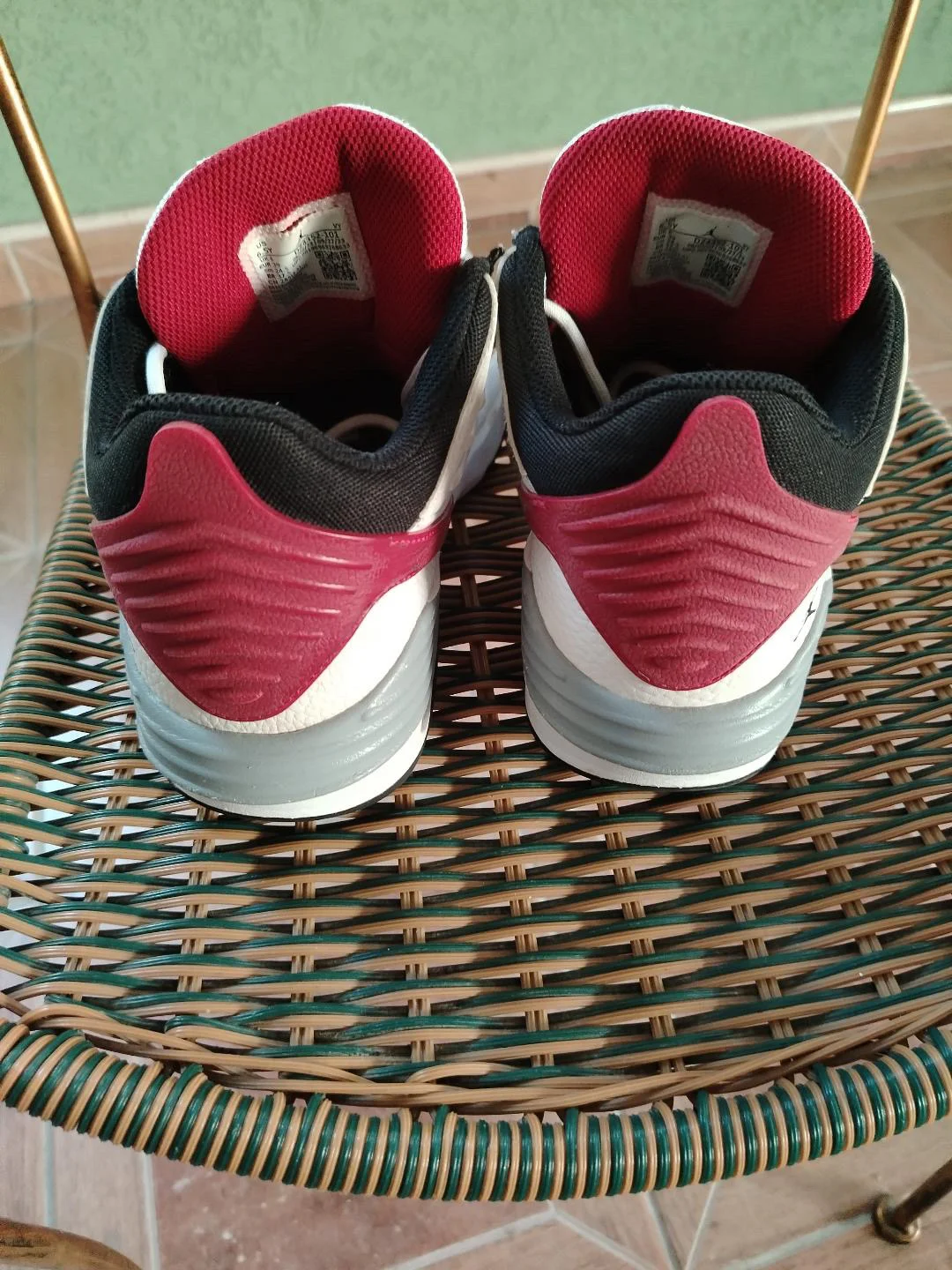 PATIKE NIKE AIR JORDAN AURA 5 HITNO !!!