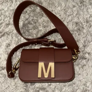 Mona kožna tašnica