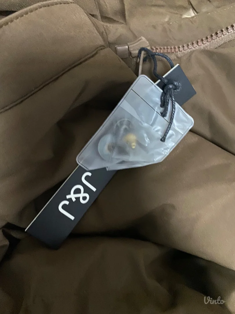 Ženska zimska jakna