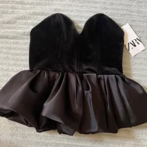 Zara korset/top; Nov