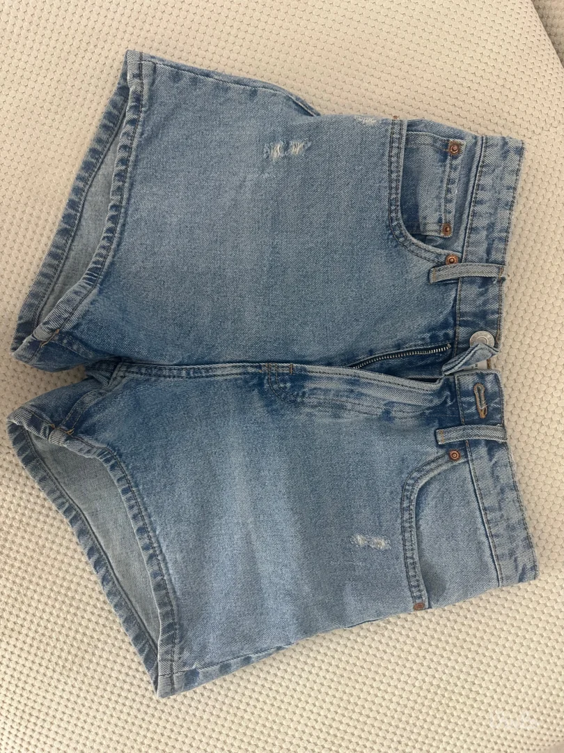 Zara sorts