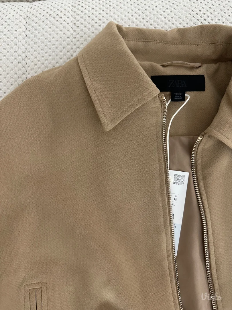 Zara jakna- Novo