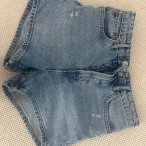 Zara sorts