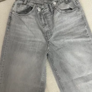 Zara farmerice