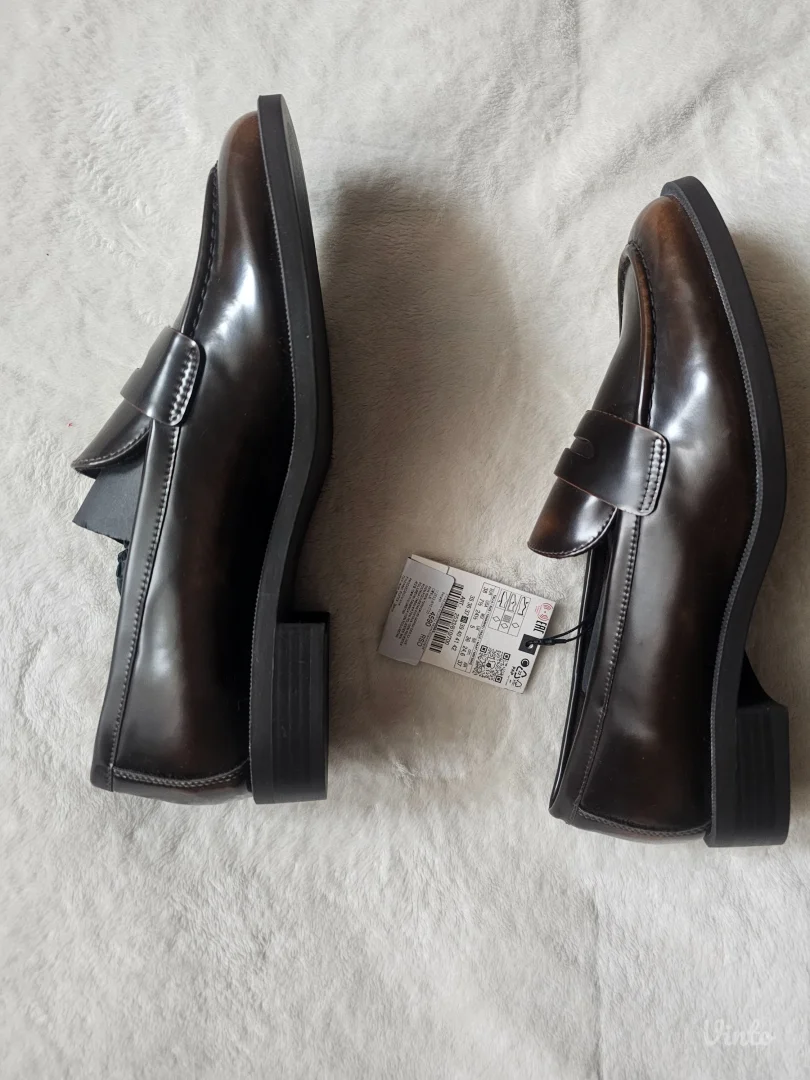 Nove Zara ženske mokasine