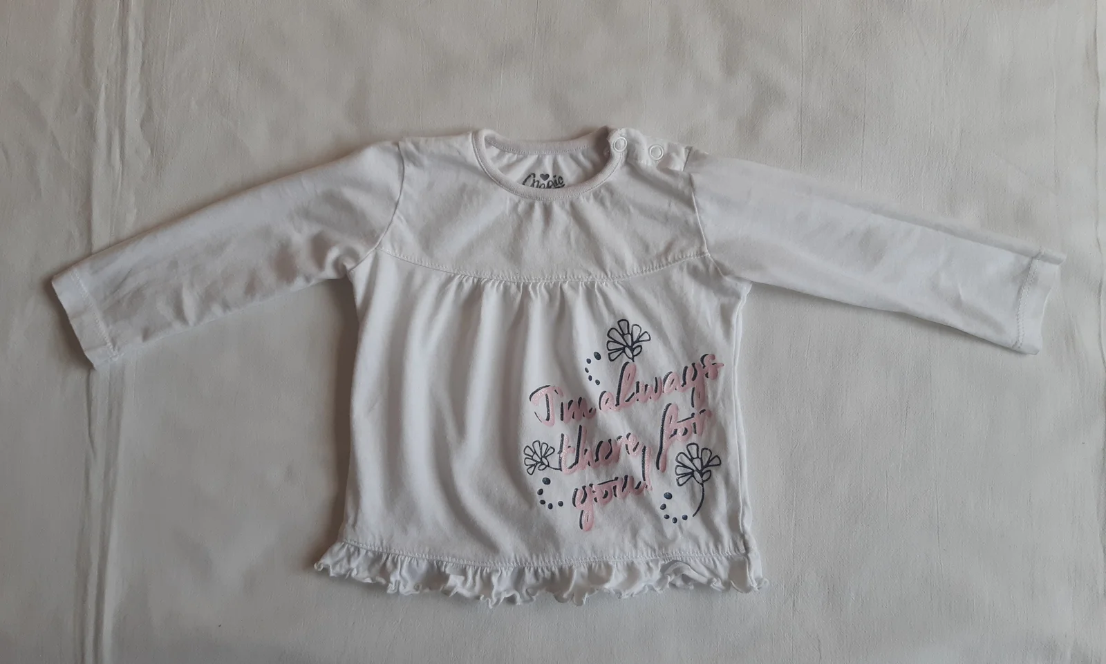 Bela bluza za bebe
