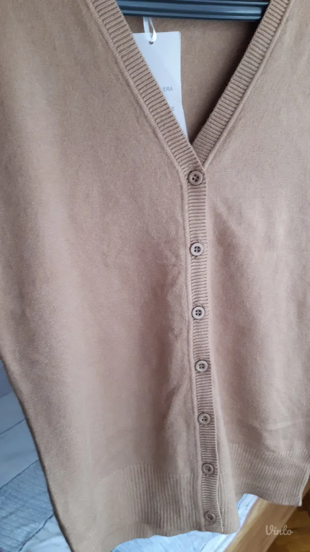 Braon dzemper na raskopcavanje Novo