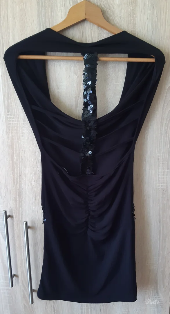 Crna haljinica/tunika