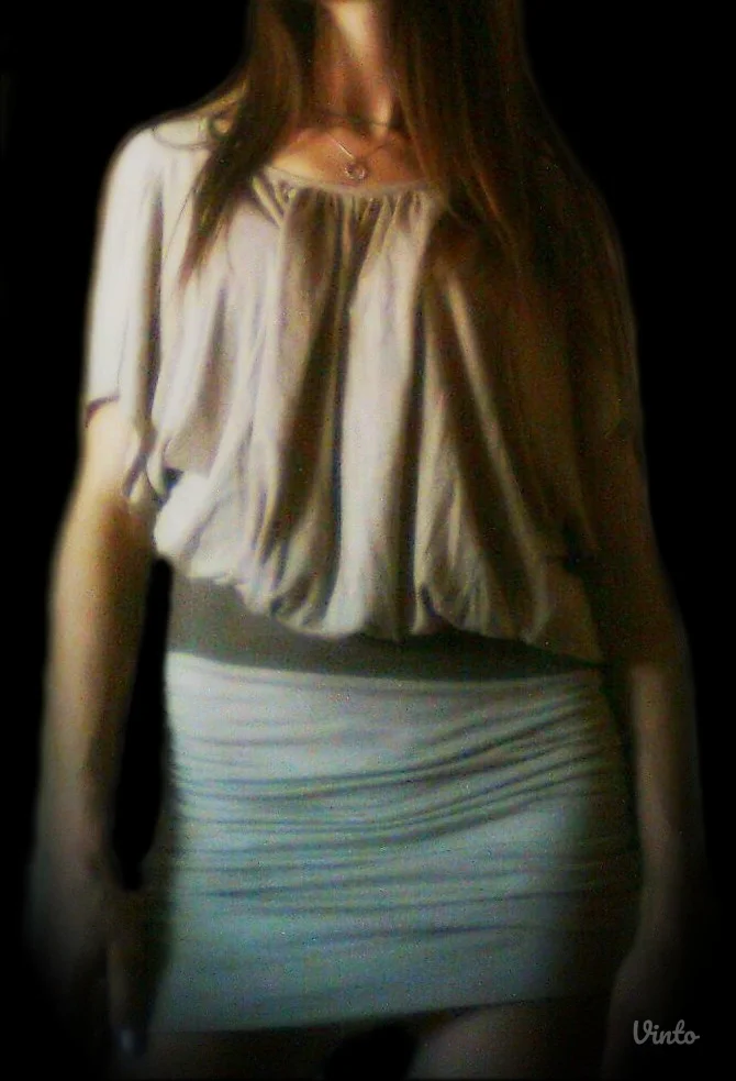 Asimetricna mini haljina mis rukav